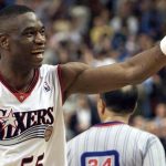 Basket : Mort du Congolais Dikembe Mutombo, défenseur colossal et légendaire de la NBA