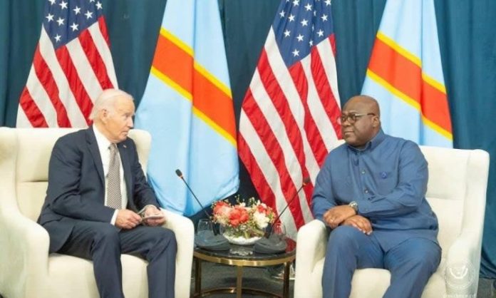 (Lobito. Le président américain Joe Biden et son homologue de la RDC Félix Tshisekedi. Photo tiers).